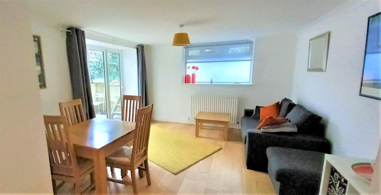 2 Bedroom Victorian Garden Flat Londen Buitenkant foto